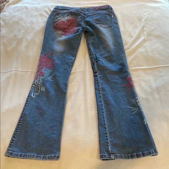 Amazing Embroidered Boot Leg Jeans with Butterfly Embellishments - Picture 5 of 13